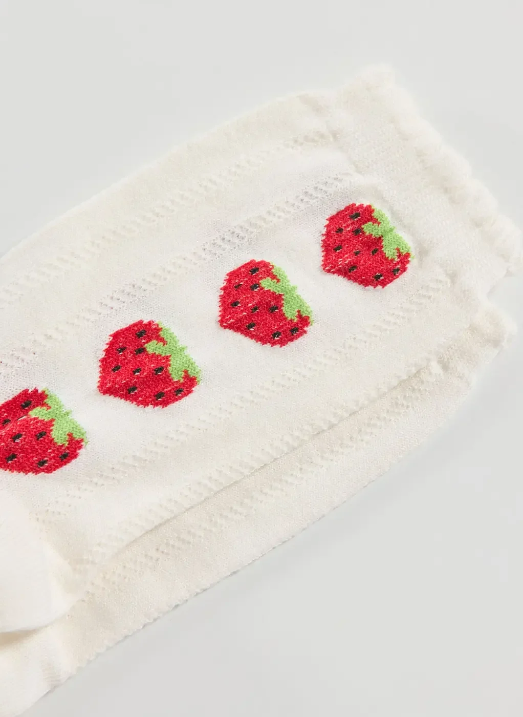 Meia Off-White Moranguinhos