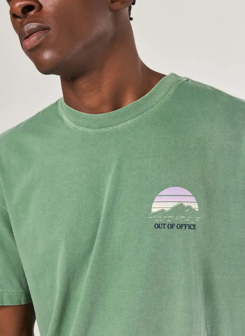 Camiseta Comfort Verde Montanhas