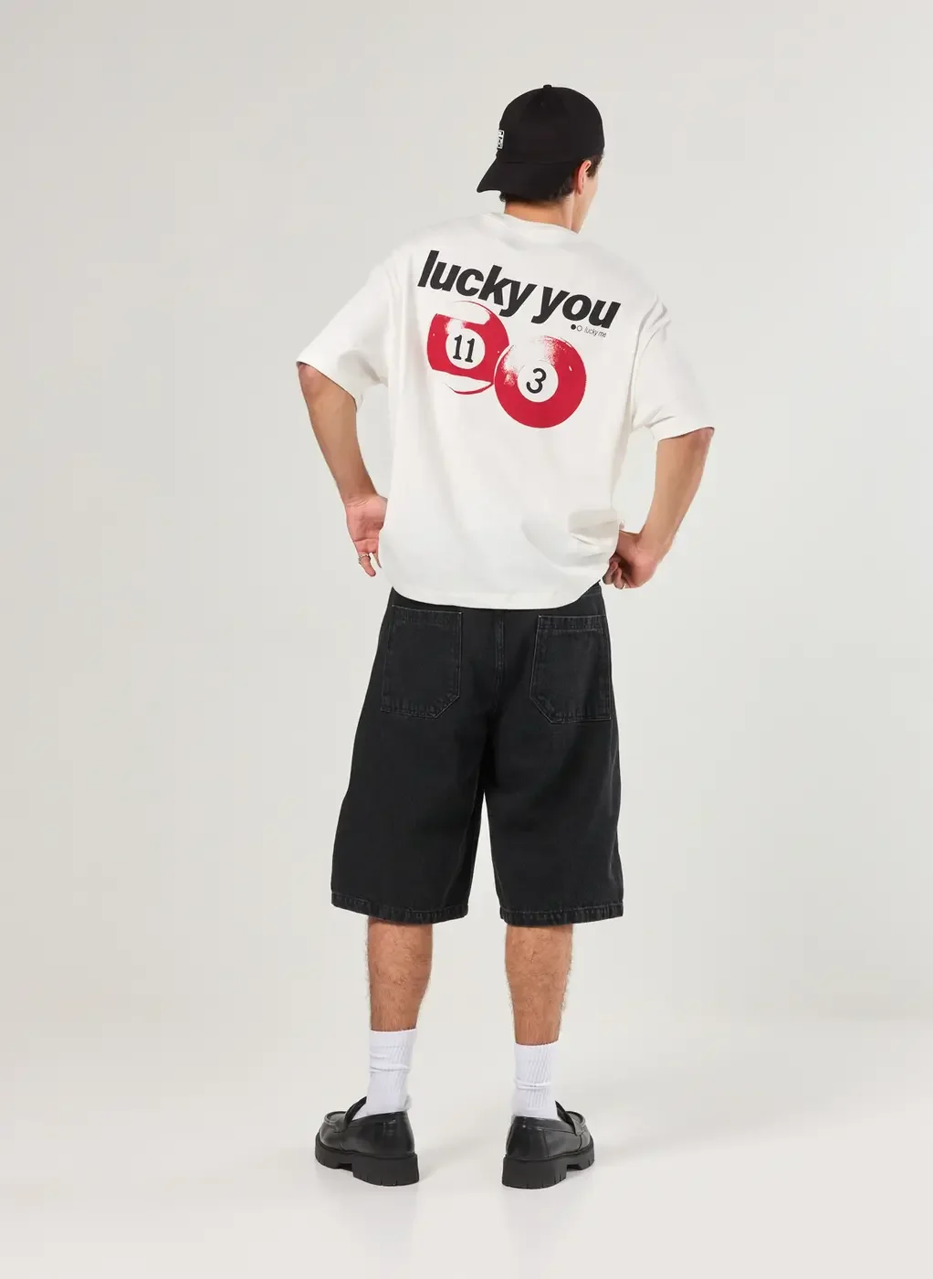 Camiseta Box Off-White Lucky You