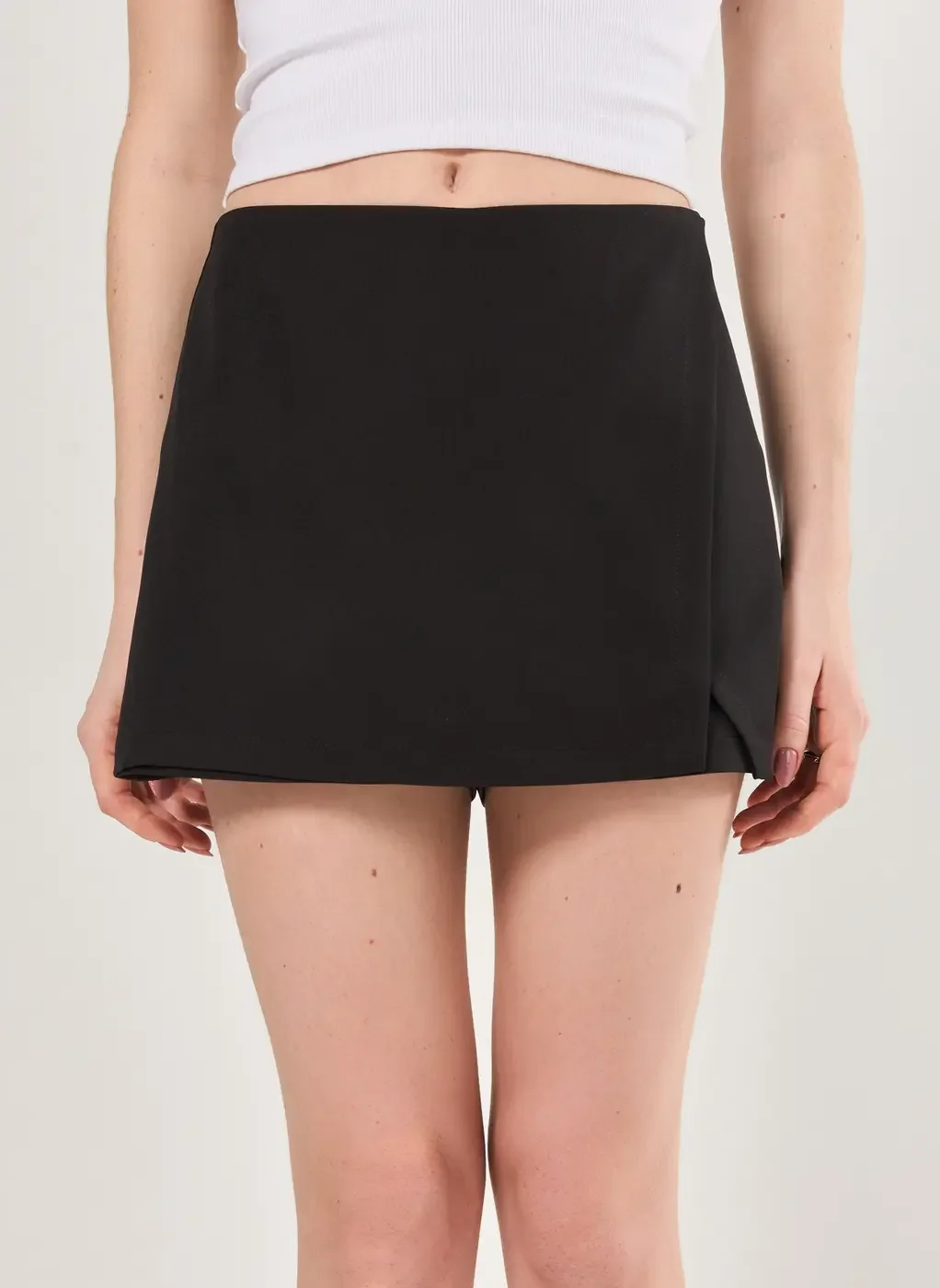 Short Saia Alfaiataria Transpassado