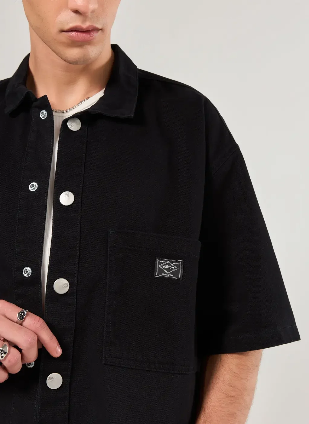 Camisa Box Em Sarja Preta