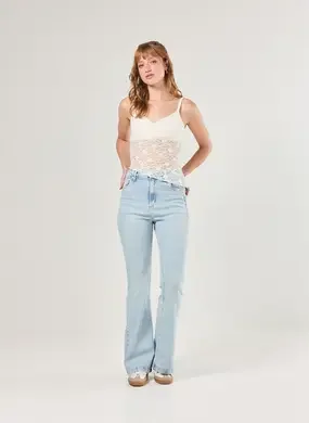 Calça Jeans Flare Cintura Alta