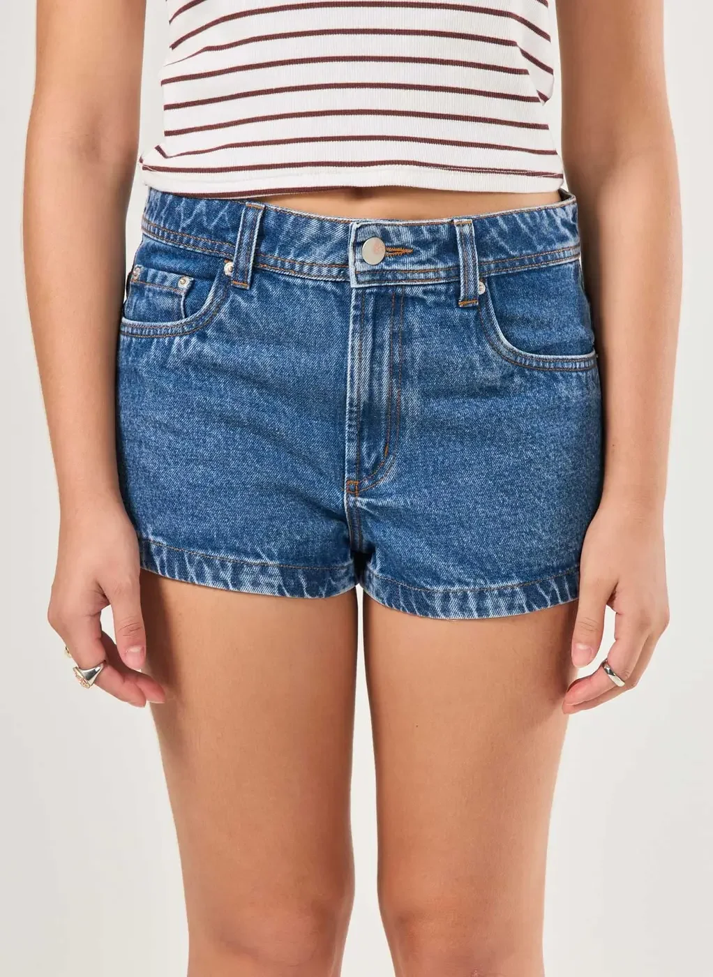 Micro Short Jeans Cintura Baixa