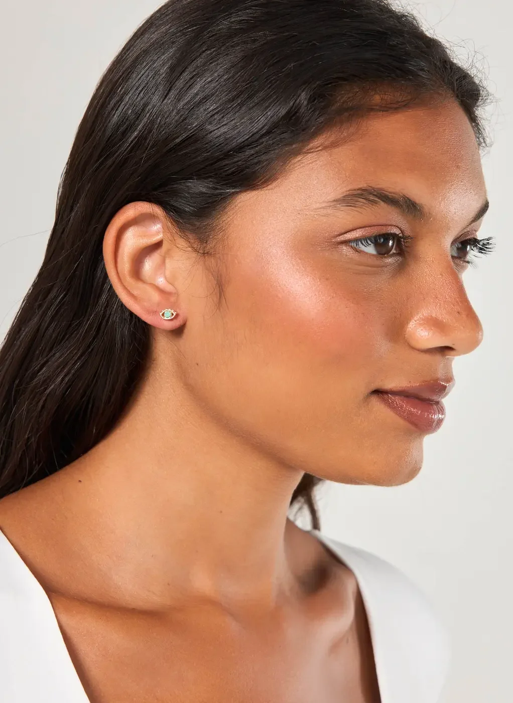 Conjunto 9 Brincos Dourados Pedra Verde