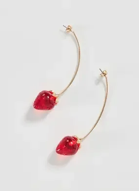 Brinco Dourado Morango Resina