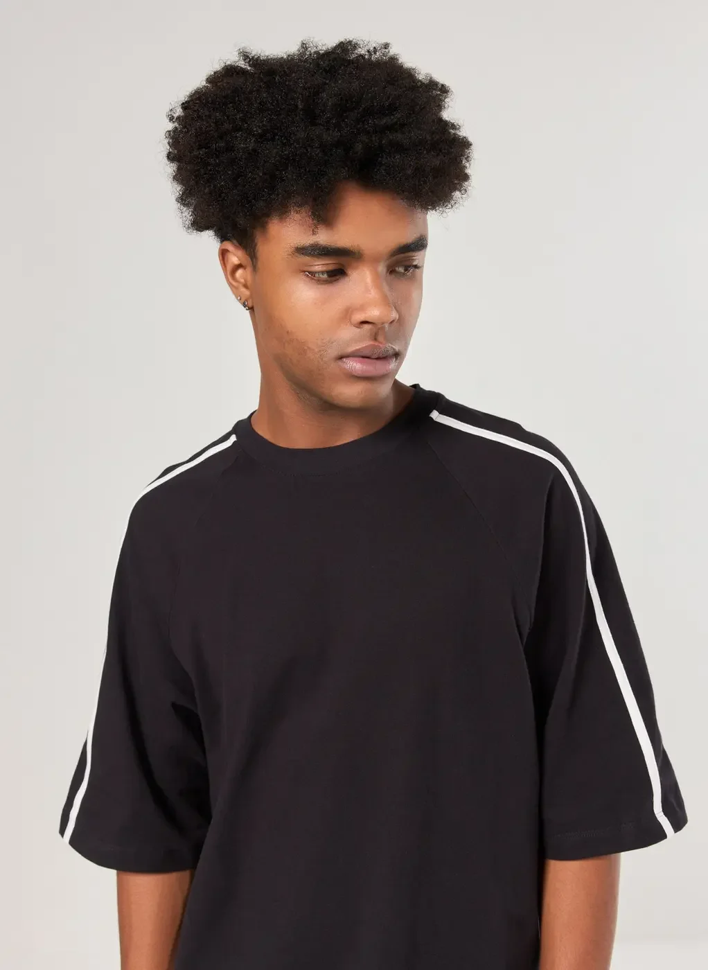 Camiseta Oversized Malhão Listras Nos Ombros