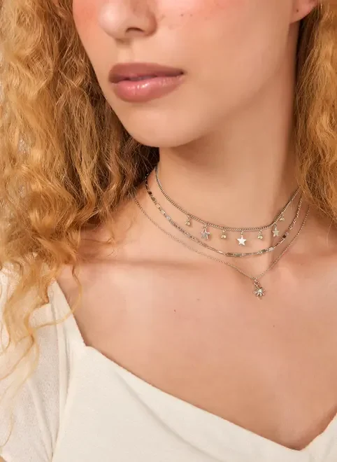 Conjunto 3 Colares Prateados Estrela