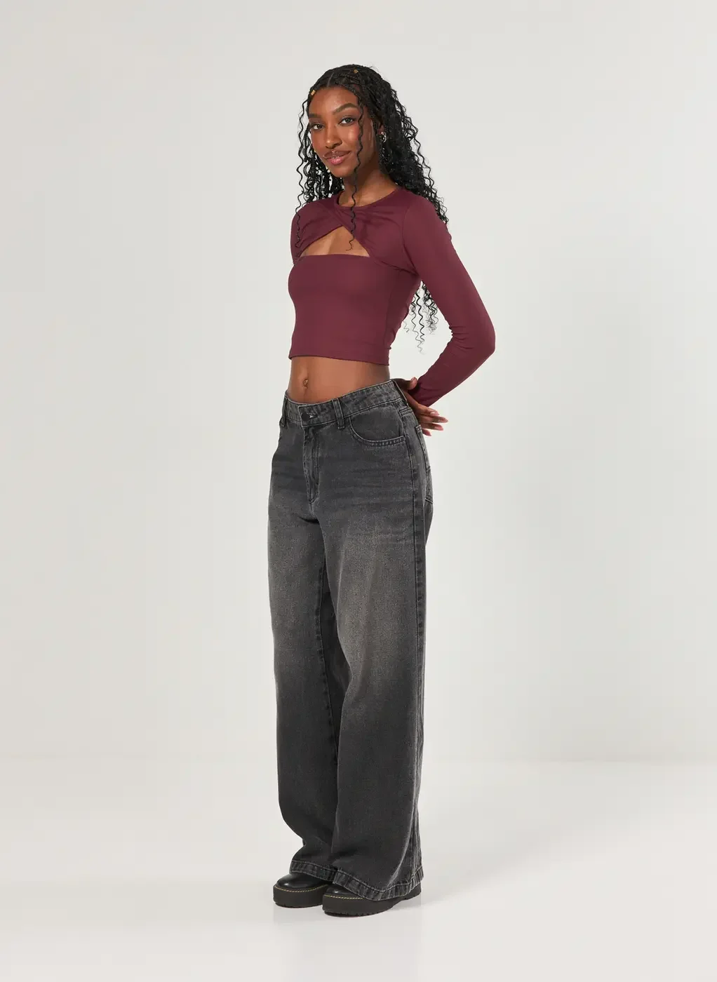 Cropped Manga Longa Recorte Frontal