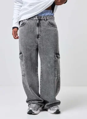 Calça Oversized Cargo Em Jeans