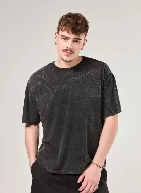 Camiseta Box Preta Marmorizada