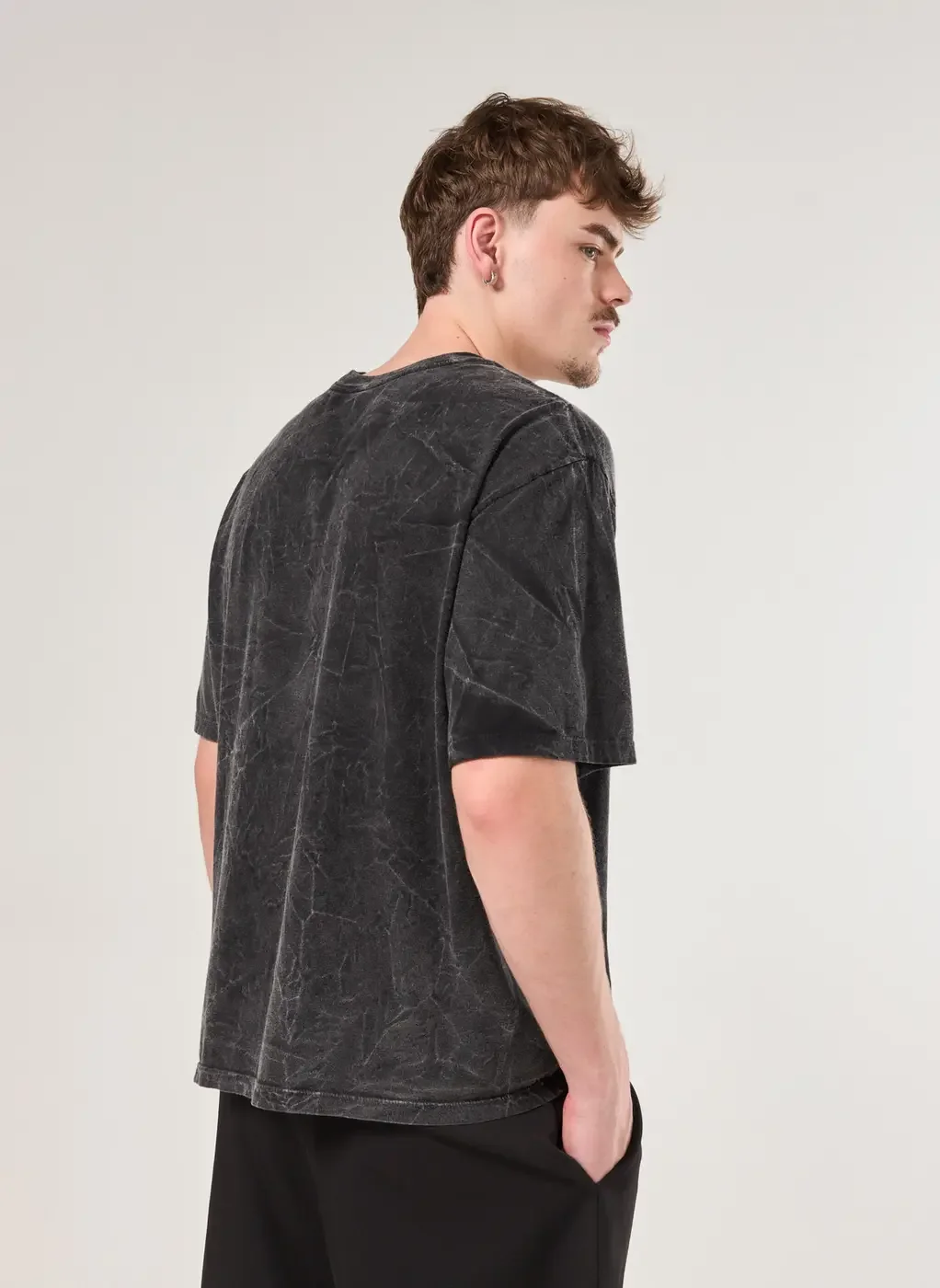 Camiseta Box Preta Marmorizada