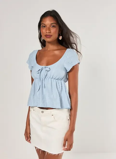 Blusa Tipo Batinha Azul Clara