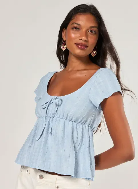 Blusa Tipo Batinha Azul Clara