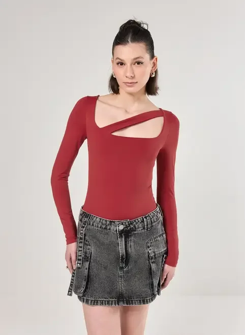 Body Poliamida Vermelho Com Recorte