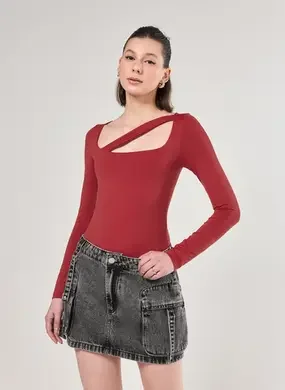 Body Poliamida Vermelho Com Recorte