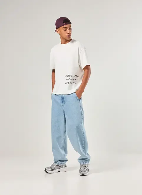 Camiseta Box Malhão Estampa Deslocada