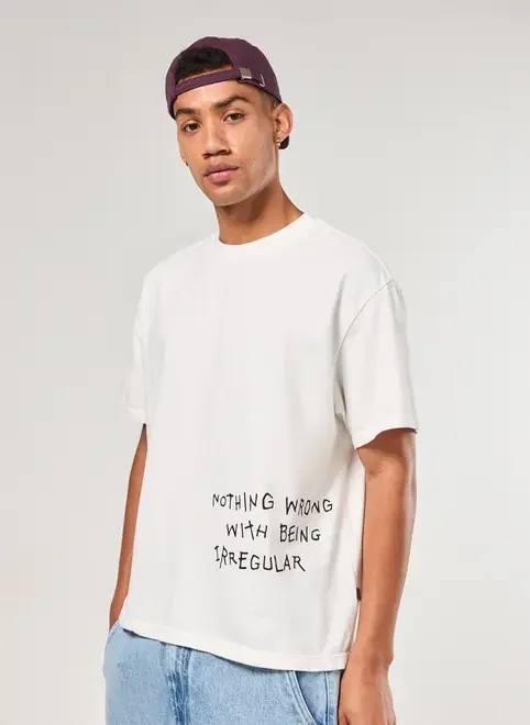 Camiseta Box Malhão Estampa Deslocada