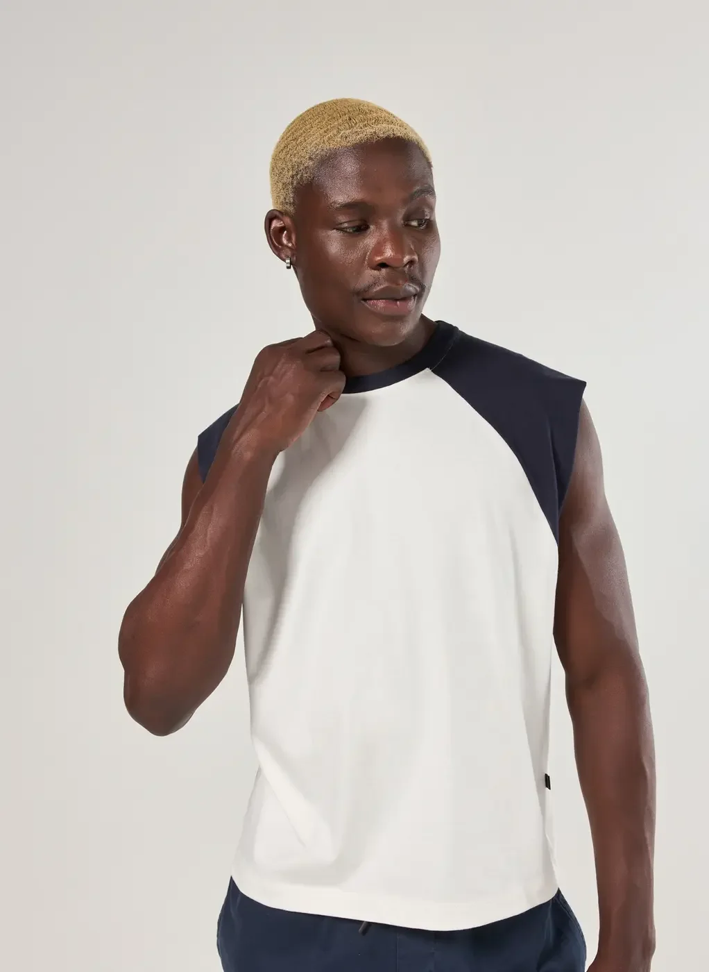 Regata Sleeveless Box Raglan