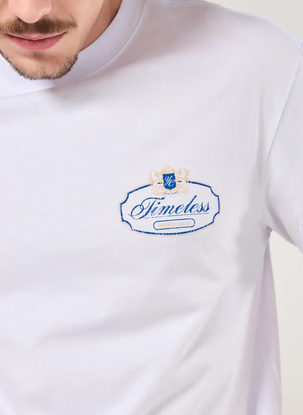 Camiseta Off-White Comfort Malhão Timeless