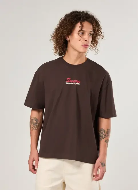 Camiseta Box Marrom Snoopy