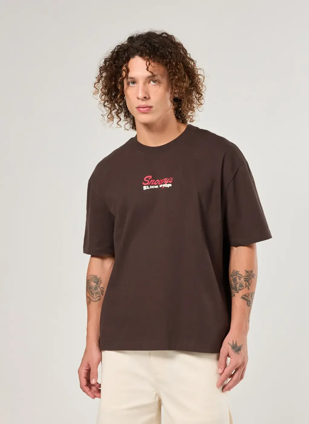 Camiseta Box Marrom Snoopy