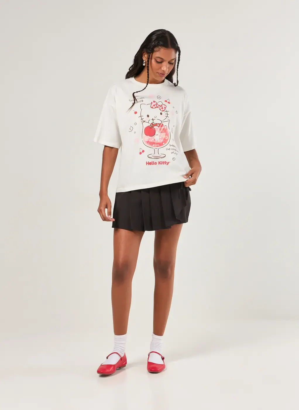 Camiseta Box Off-White Hello Kitty