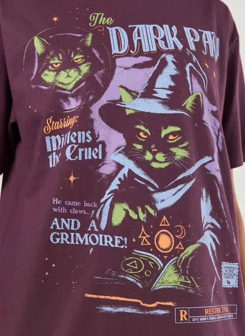 Camiseta Oversized Gatinho Dark