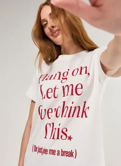 Camiseta Oversized Off-White Overthink