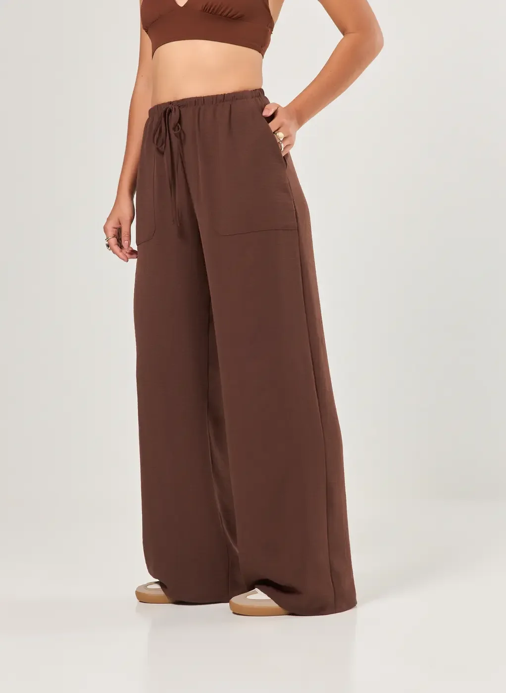 Calça Wide Leg Fluida Marrom