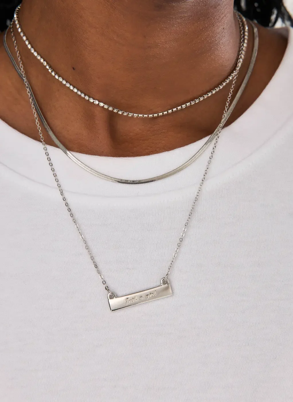 Conjunto 3 Colares Prateados Just A Girl