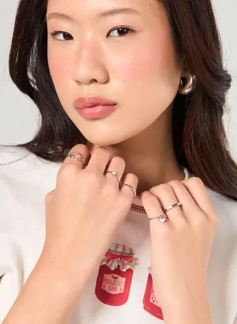 Conjunto 5 Anéis Prateados Coração