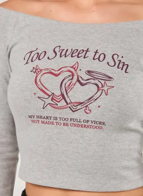 Cropped Ombro A Ombro Manga Longa Corações