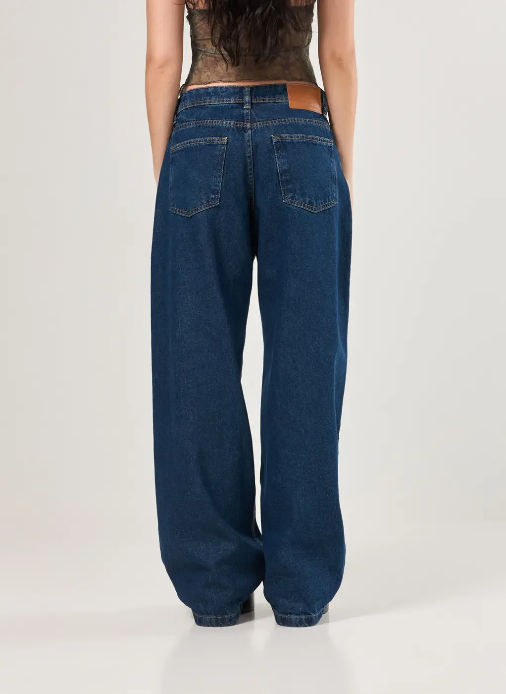 Calça Boy Cintura Baixa Jeans Escuro