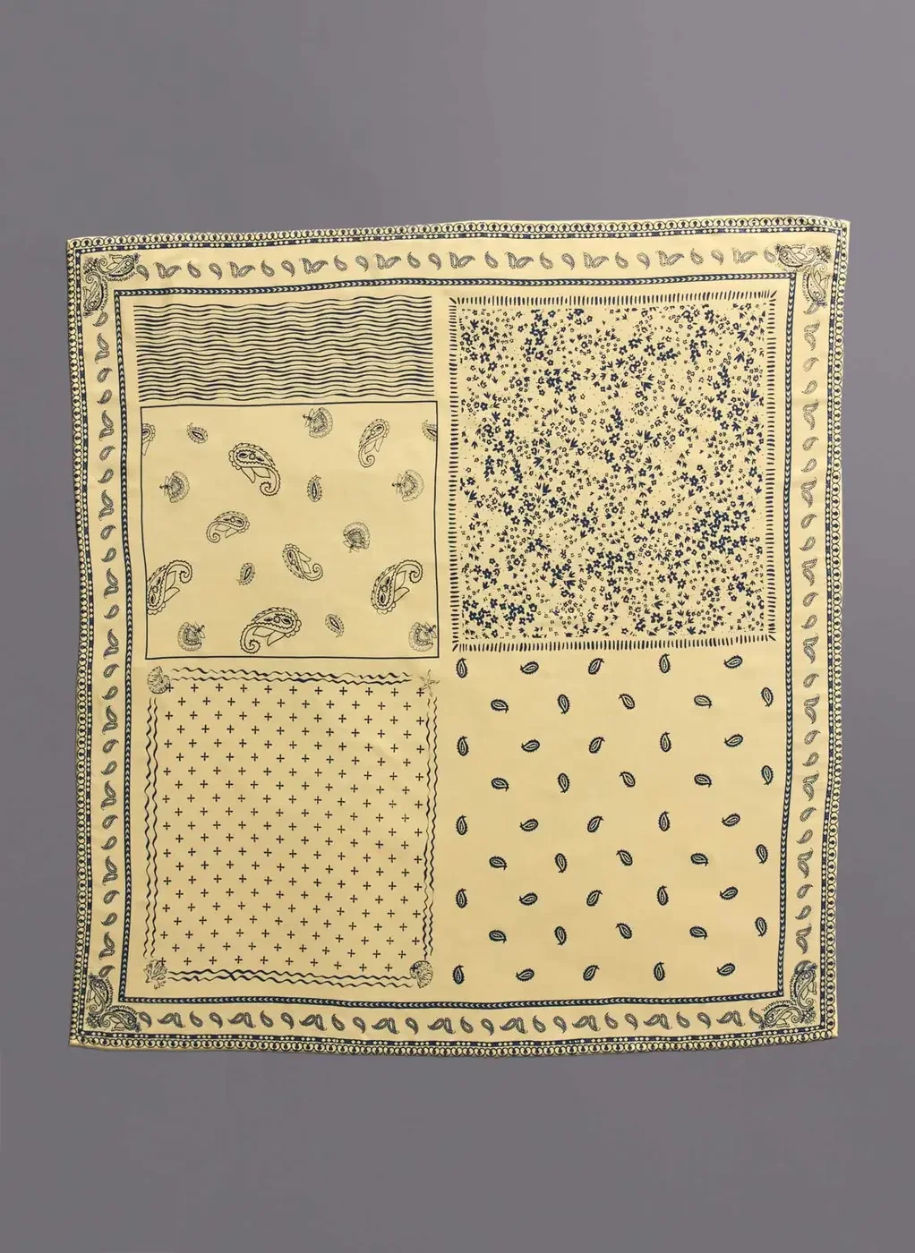 Lenço Amarelo Manteiga Paisley