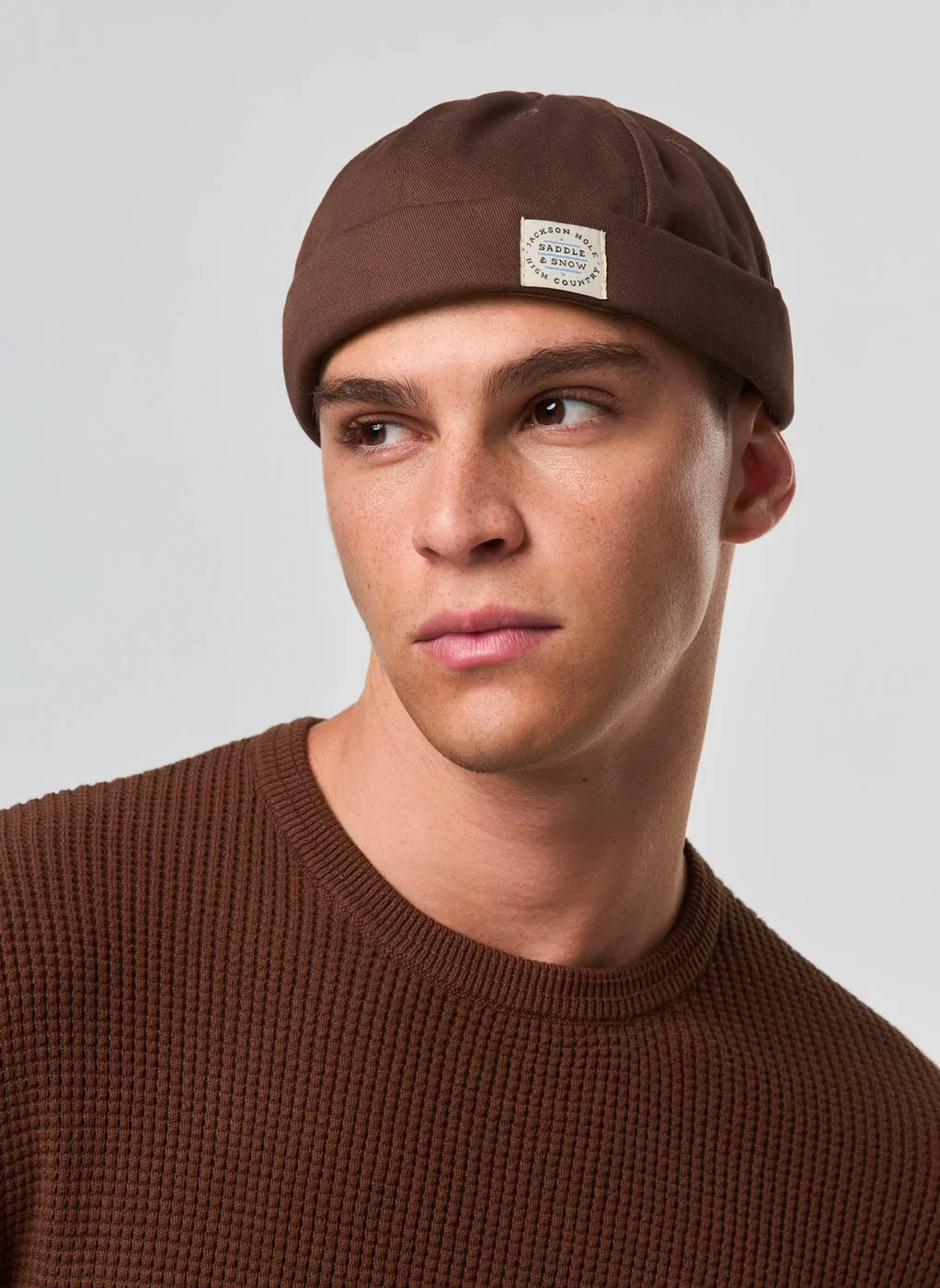 Docker Hat Sarja Marrom