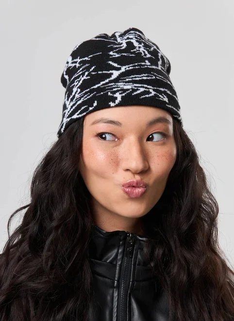 Gorro Tricô Preto Estampa Branca