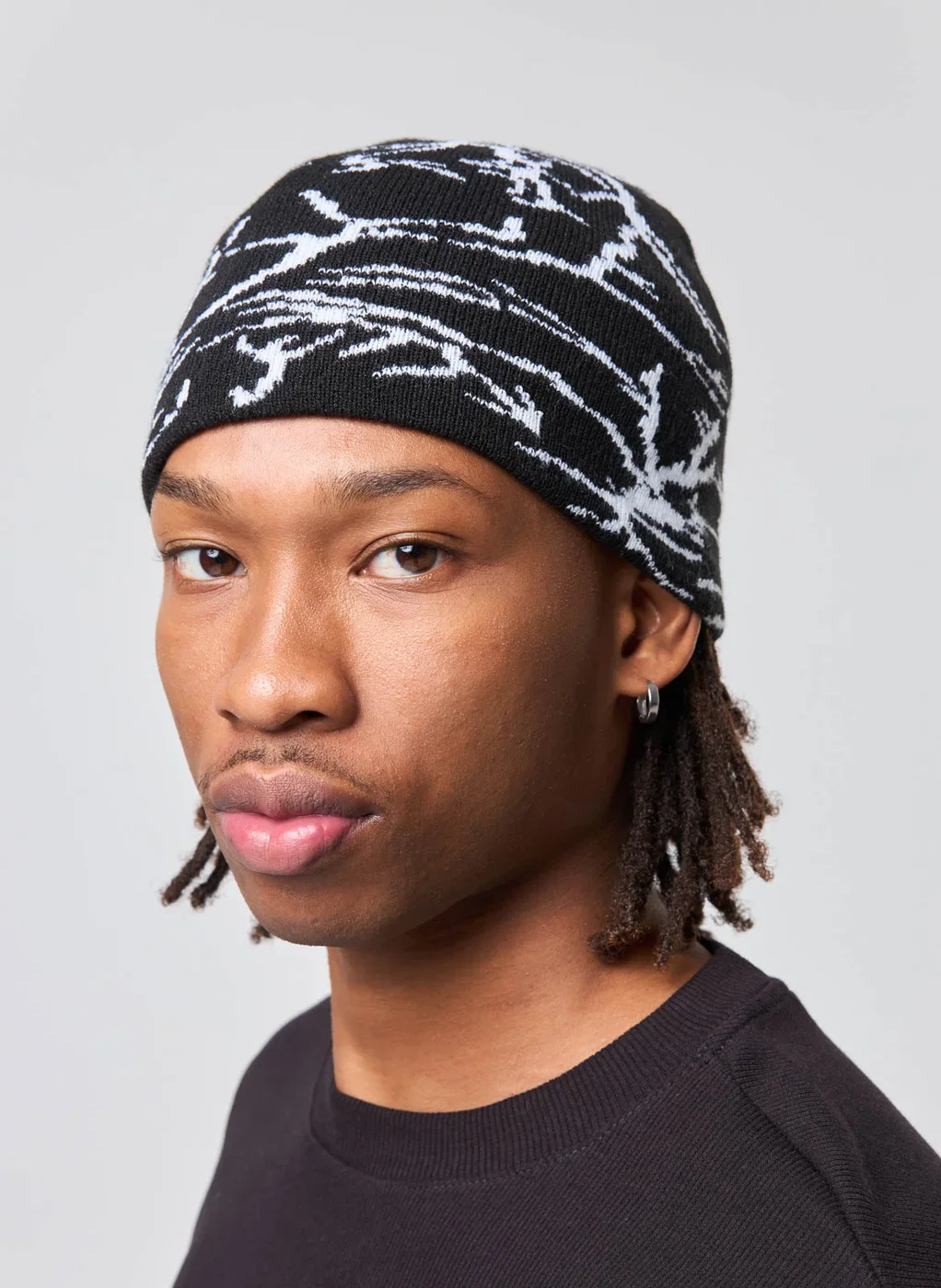 Gorro Tricô Preto Estampa Branca