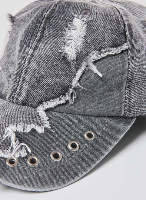 Boné Jeans Destroyed Ilhoses