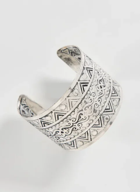 Bracelete Rígido Prateado Boho