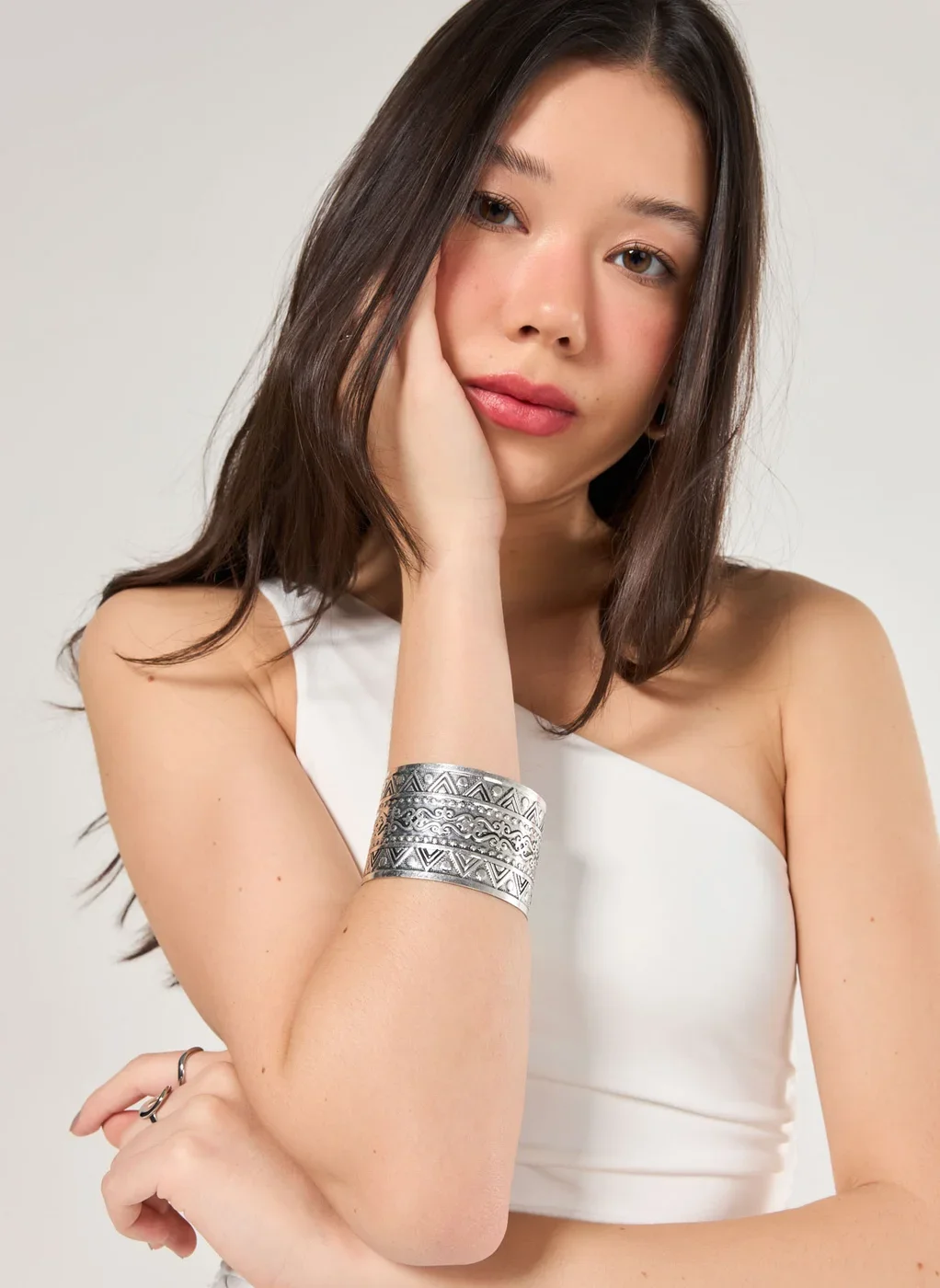 Bracelete Rígido Prateado Boho