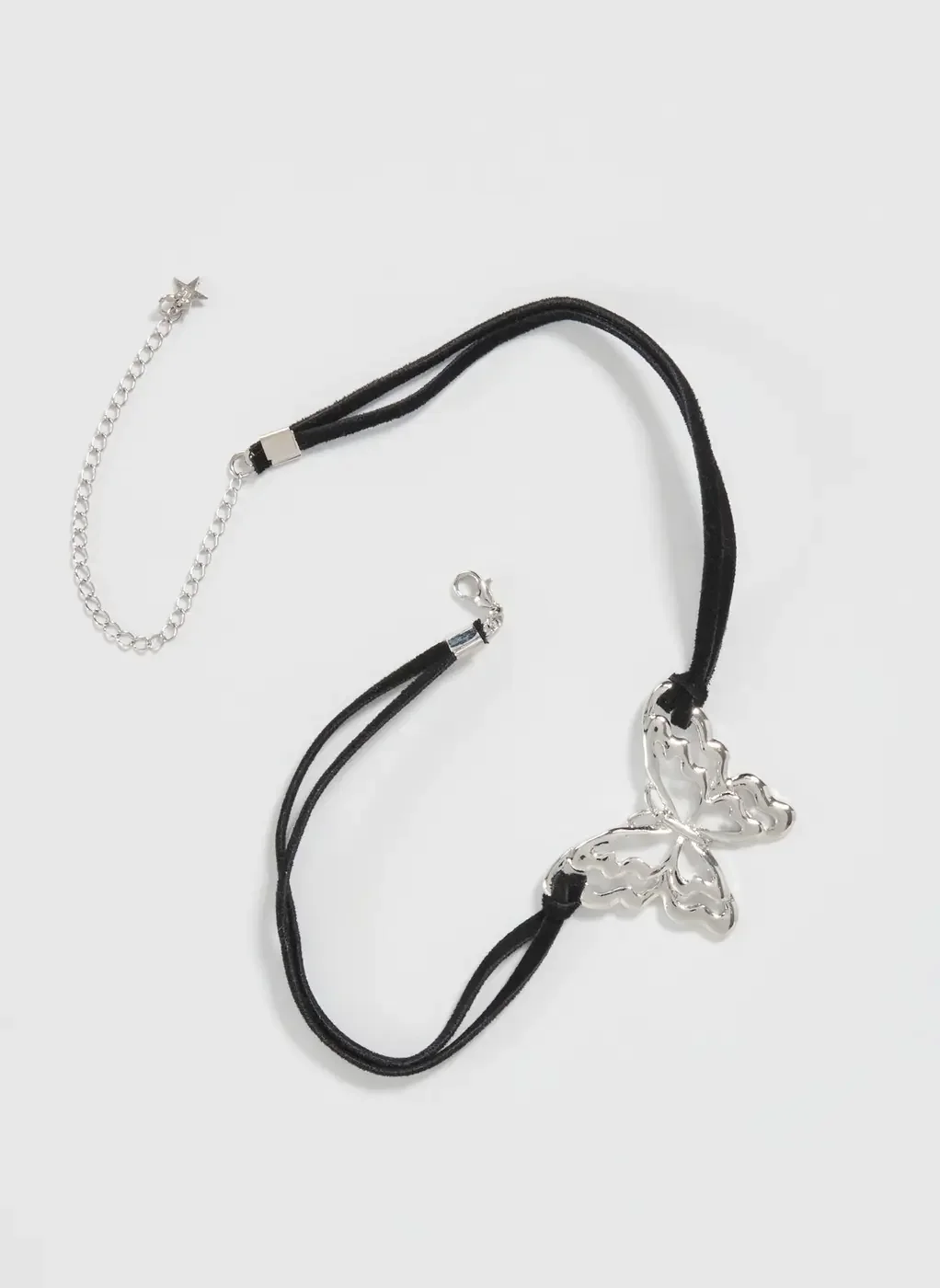 Colar Camurça Com Pingente De Borboleta