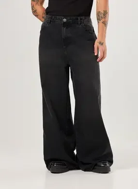 Calça Jeans Super Baggy