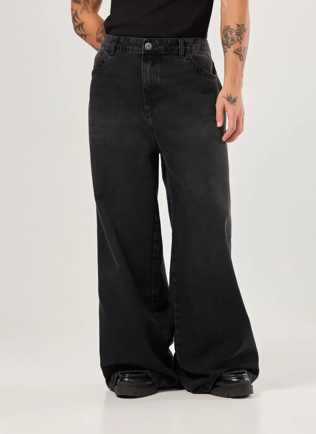 Calça Jeans Super Baggy