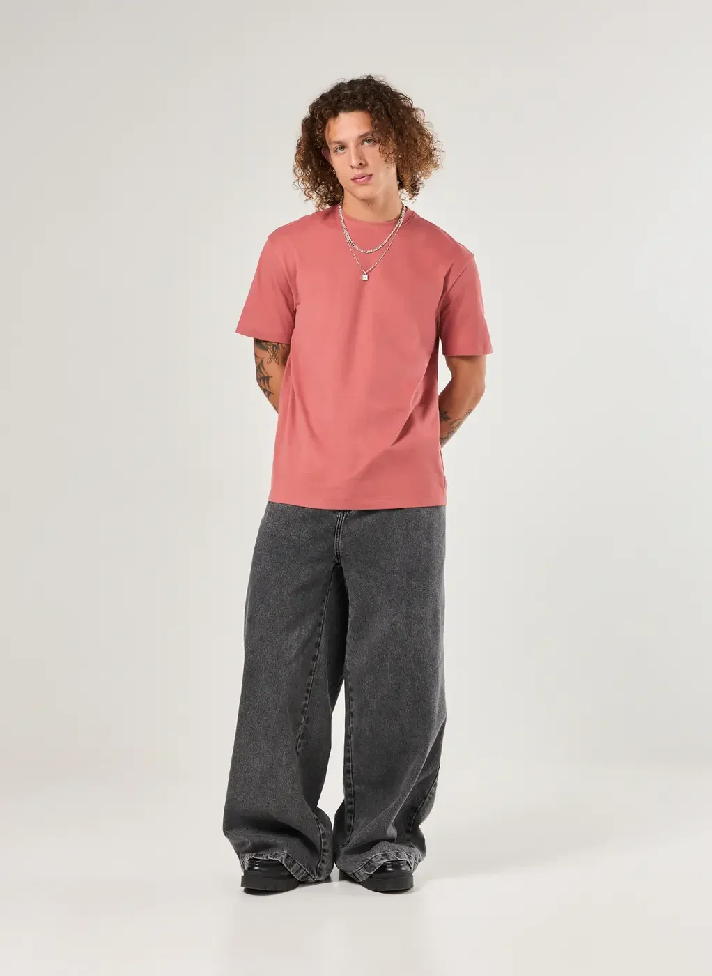 Calça Jeans Super Baggy