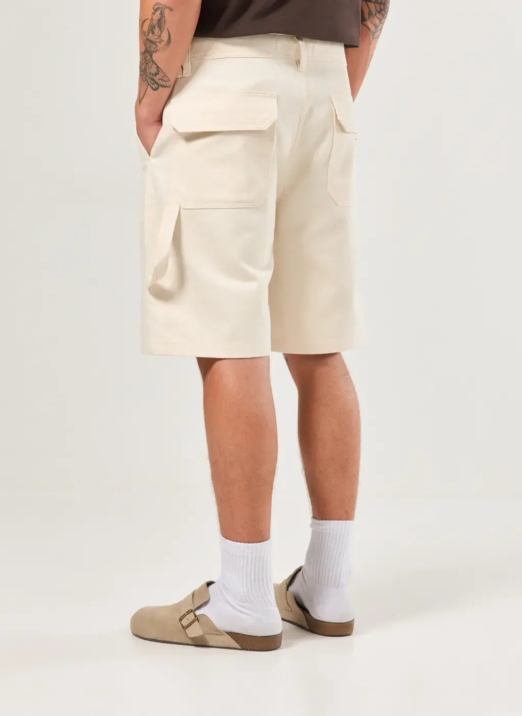 Bermuda Sarja Detalhe Bolso