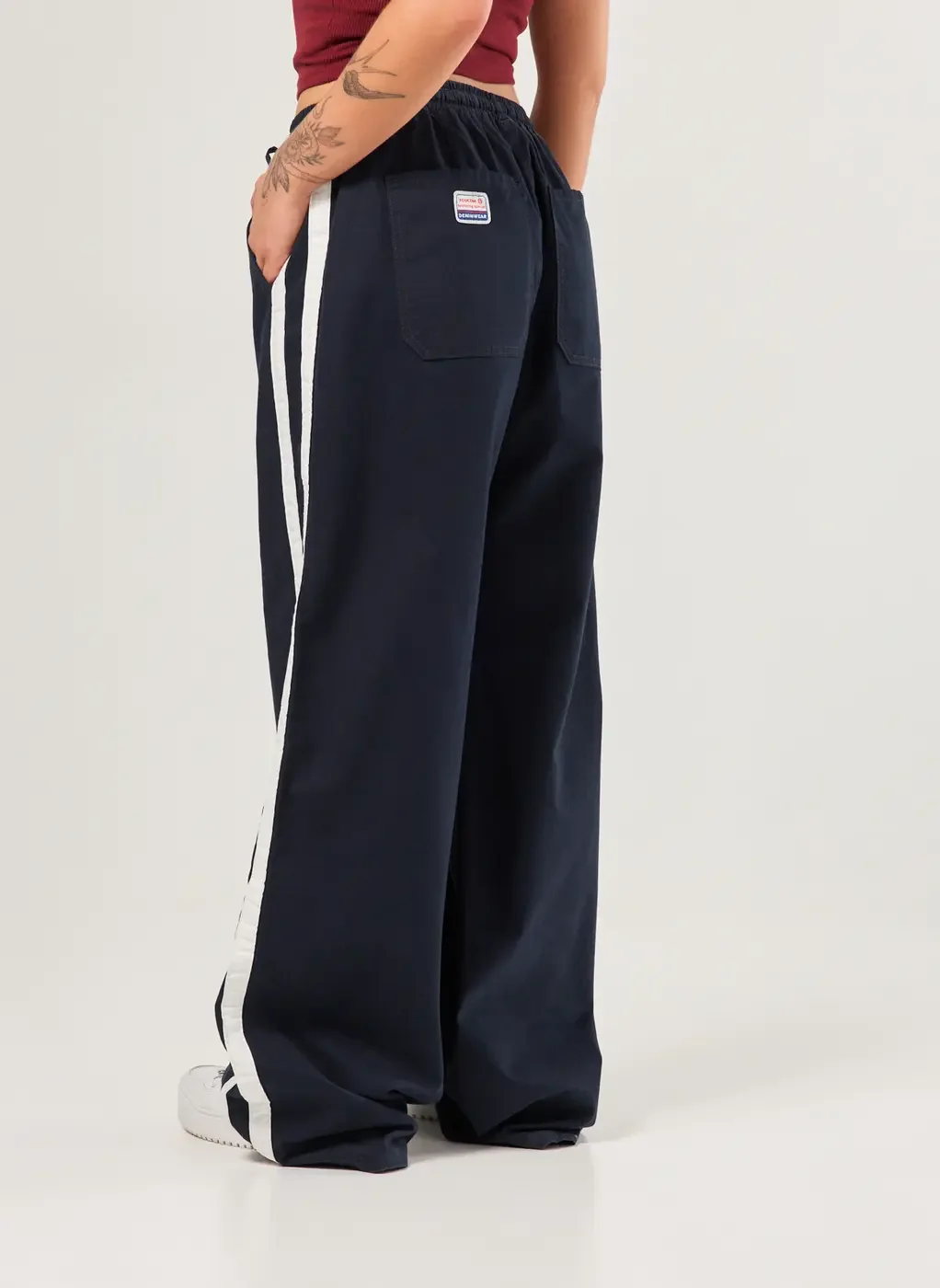 Calça Sarja Wide Leg Esportiva