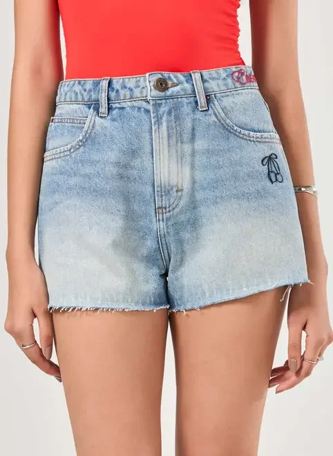 Short Jeans Bordado Estrela