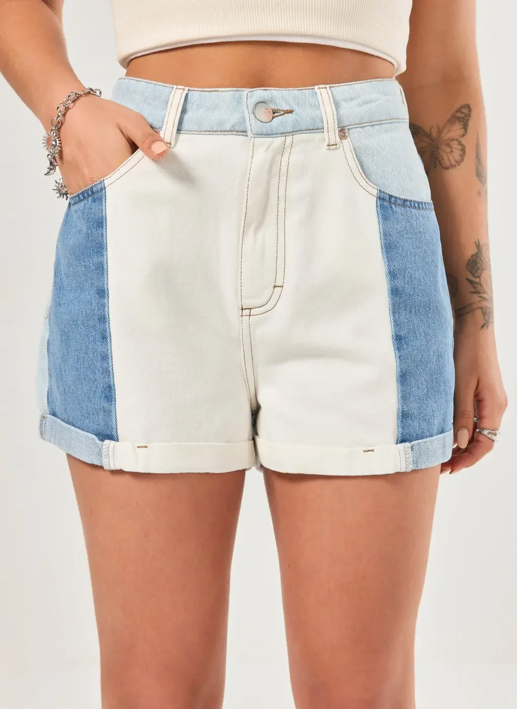 Short Mom Jeans Recortes