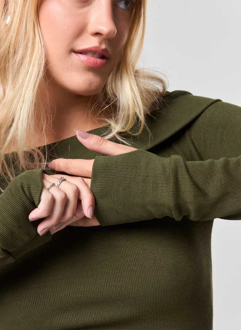 Blusa Ombro A Ombro Manga Longa Pala Virada