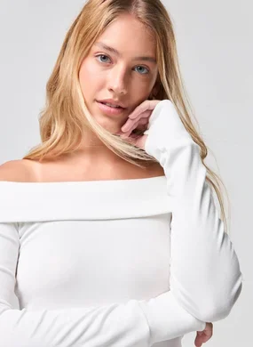 Blusa Ombro A Ombro Manga Longa Pala Virada